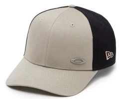 Oakley Tinfoil Hat For Men Rye