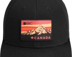 Black Clover Men's Canada Resident Fitted Golf Hat Red